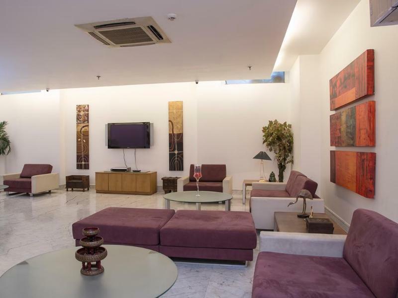 Fabhotel Raj Darbar Гургаон Екстериор снимка